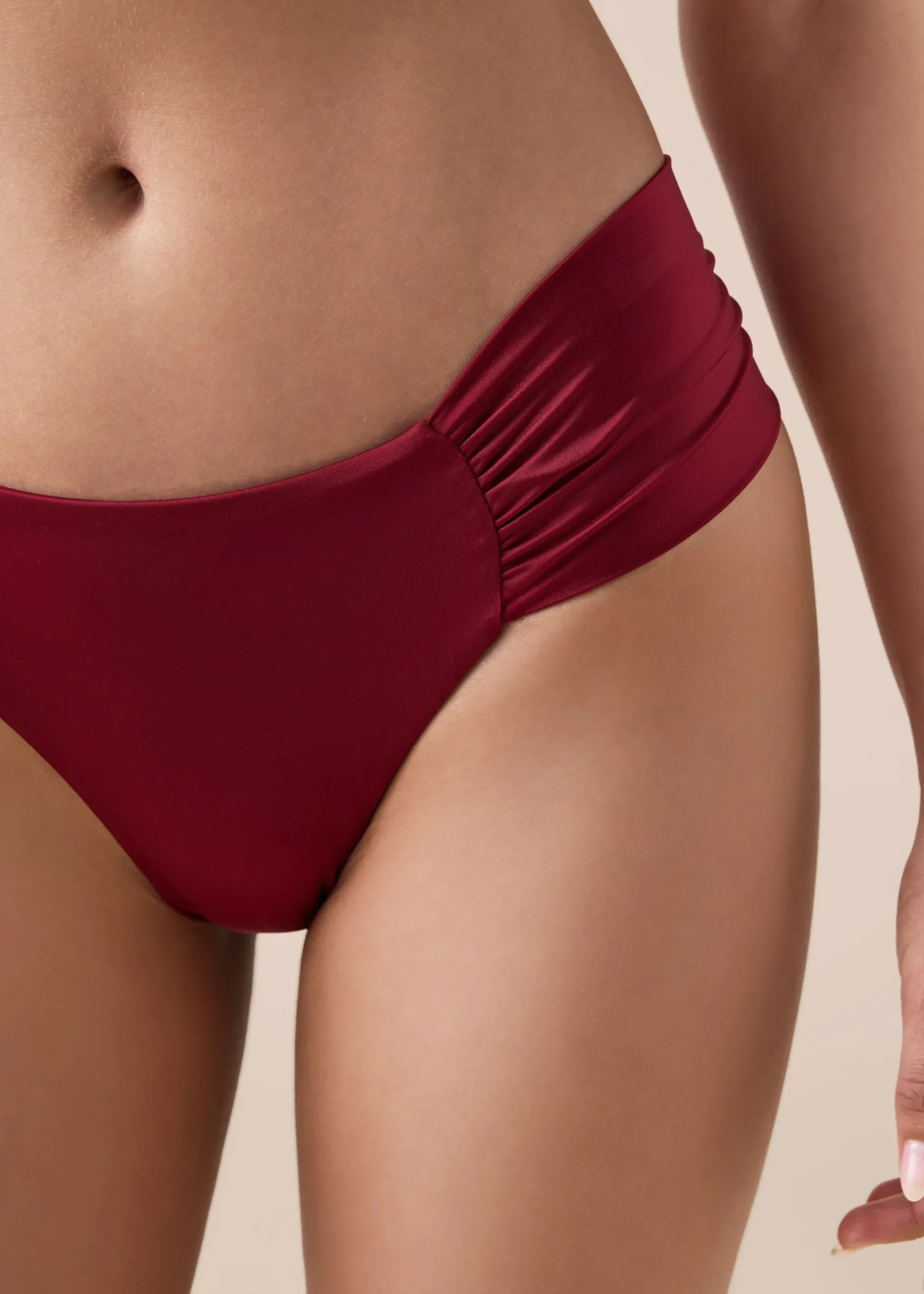 Bas de maillot brésilien avec drapé Shiny Satin