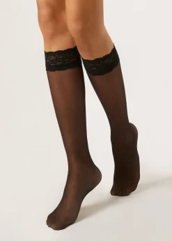 Chaussettes hautes avec Volant en Dentelle