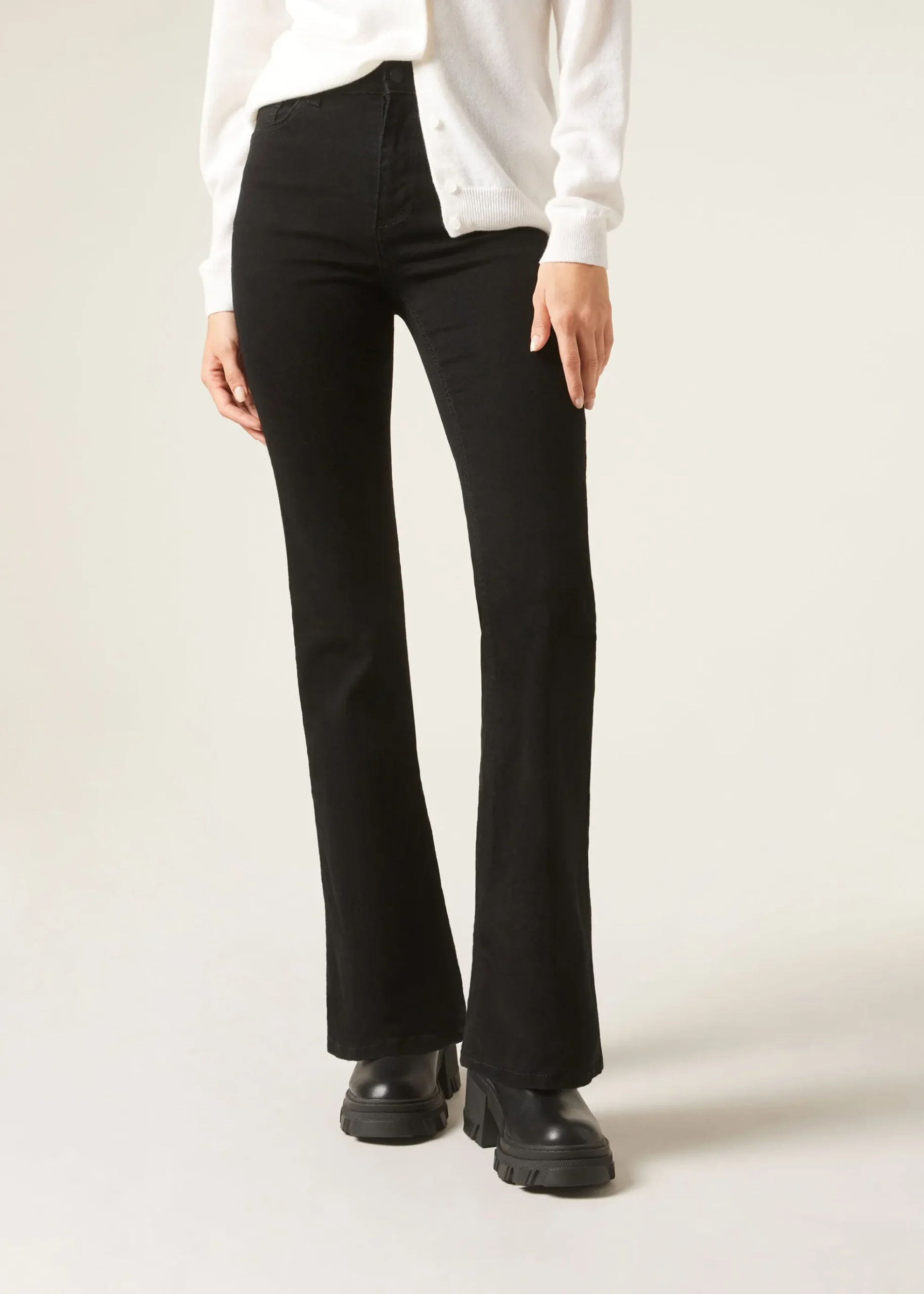 Jean Extensible Flare