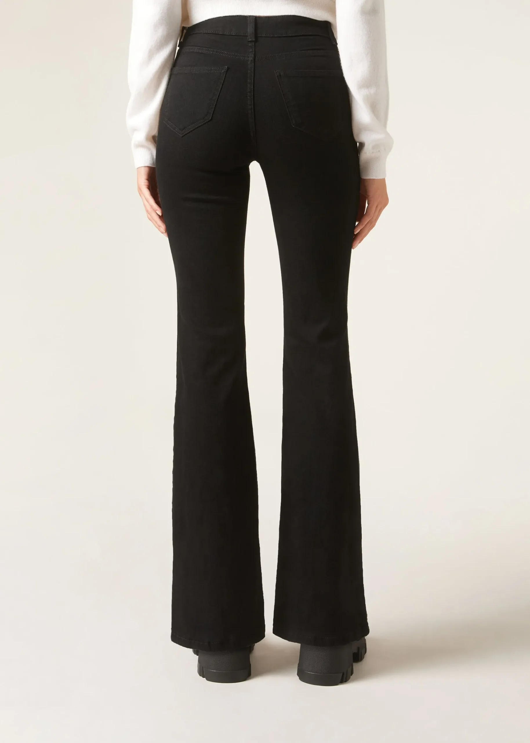 Jean Extensible Flare