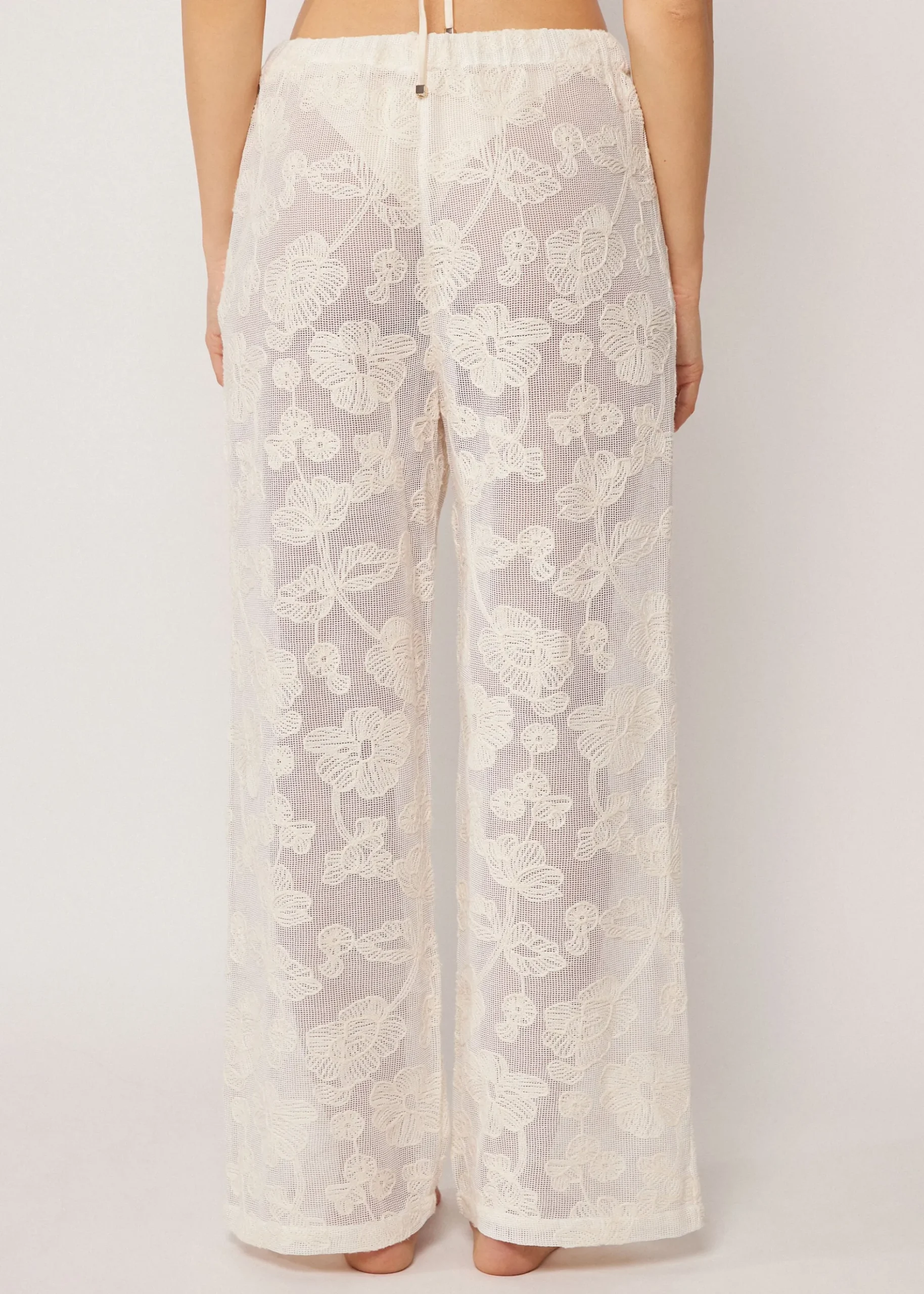Pantalon en dentelle